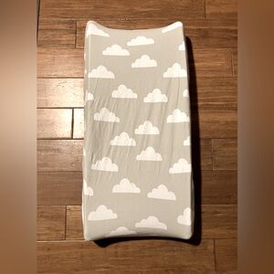 Set of 4 bassinet or baby changing table covers/sheets.